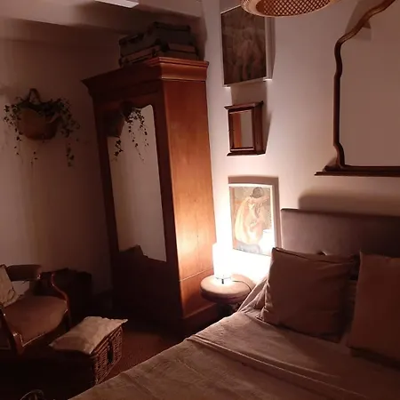 Colosseum House *